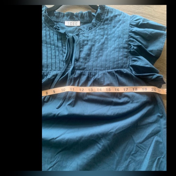 Blue ruffle blouse - Picture 2 of 6